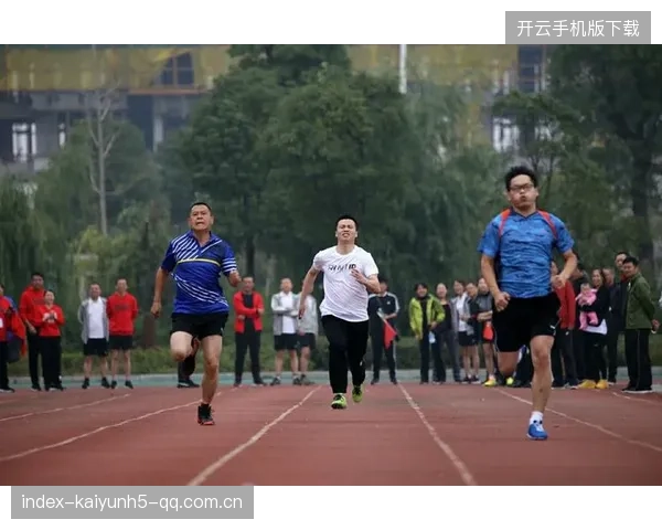 篮球场上的警钟：鞋带松脱与生命的瞬间倒计时